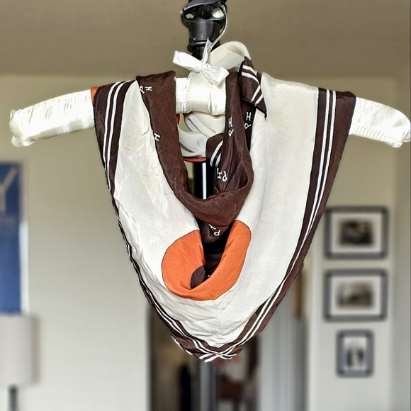 Other Accessories - Hermès Look-alike 70s Silk Scarf & Dust Bag